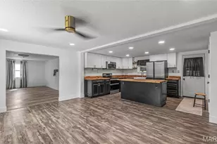 388 Walls Ford Rd, Saint Clair, MO 63077 - Photo 7