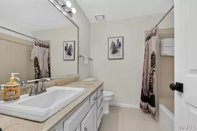 935 Barnard College Lane, Saint Louis, MO 63130 - Photo 35