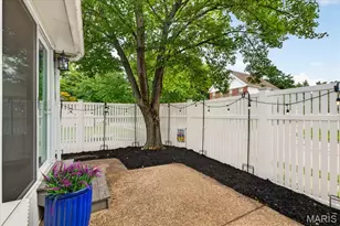 935 Barnard College Ln, Saint Louis, MO 63130 - Photo 45