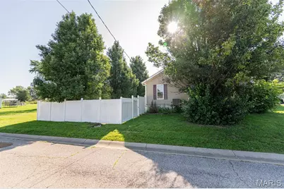 401 E Fifth, New Melle, MO 65013 - Photo 35