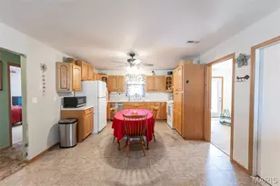 401 E 5th, New Melle, MO 65013 - Photo 9
