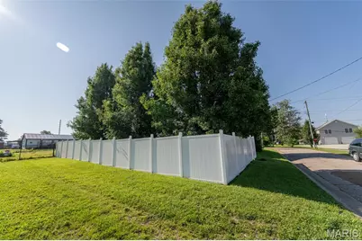 401 E Fifth, New Melle, MO 65013 - Photo 33