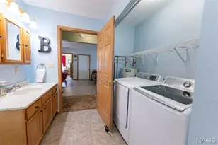 401 E 5th, New Melle, MO 65013 - Photo 13