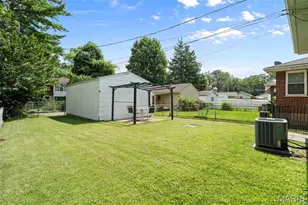3927 French Ct, Saint Louis, MO 63116 - Photo 23