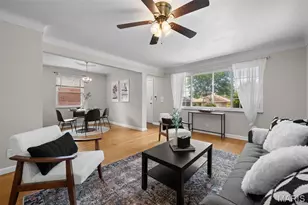 3927 French Ct, Saint Louis, MO 63116 - Photo 9