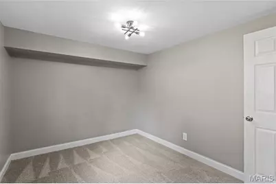 2105 Butterfield Court, Maryland Heights, MO 63043 - Photo 19