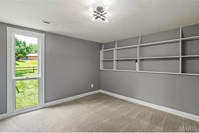 2105 Butterfield Court, Maryland Heights, MO 63043 - Photo 17