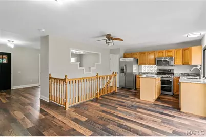 2105 Butterfield Court, Maryland Heights, MO 63043 - Photo 5