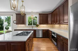1543 Windridge Ct, Des Peres, MO 63131 - Photo 15