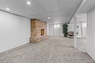 305 Amend Dr, Saint Louis, MO 63129 - Photo 11