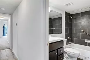 12598 Chardin Pl, Saint Louis, MO 63128 - Photo 11