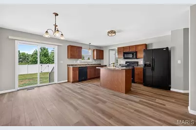 330 Wabash Woods Way, O'Fallon, MO 63366 - Photo 9