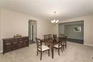 12 Chasselle Ln, Creve Coeur, MO 63141 - Photo 5