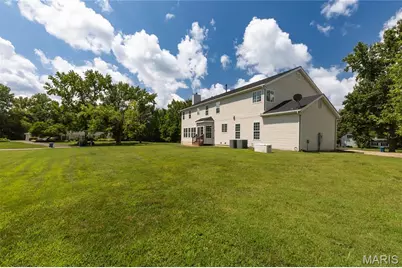 12 Chasselle Lane, Creve Coeur, MO 63141 - Photo 33