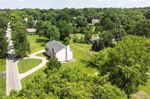 12 Chasselle Ln, Creve Coeur, MO 63141 - Photo 39