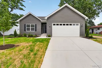 7925 Campion Lane, Hazelwood, MO 63042 - Photo 1