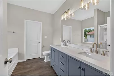 7925 Campion Lane, Hazelwood, MO 63042 - Photo 23