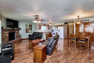 42 Heather Valley Cir, Saint Peters, MO 63376 - Photo 5