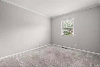 751 Carriage Lane, Hazelwood, MO 63042 - Photo 17