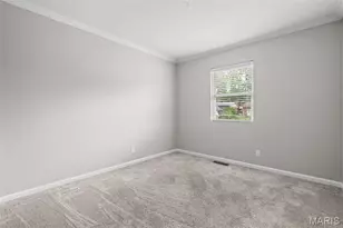 751 Carriage Ln, Hazelwood, MO 63042 - Photo 17