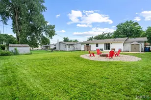 751 Carriage Ln, Hazelwood, MO 63042 - Photo 37