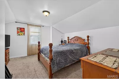 945 Regina Avenue, Saint Louis, MO 63125 - Photo 19