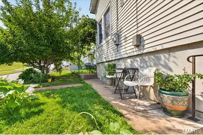 945 Regina Avenue, Saint Louis, MO 63125 - Photo 25