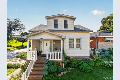 945 Regina Avenue, Saint Louis, MO 63125 - Photo 1