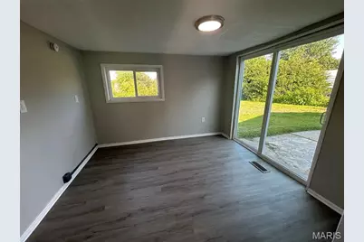 324 Ames Place, Ferguson, MO 63135 - Photo 7