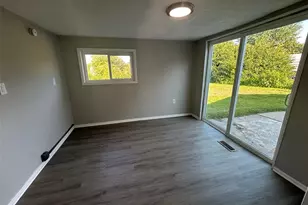 324 Ames Pl, Ferguson, MO 63135 - Photo 7