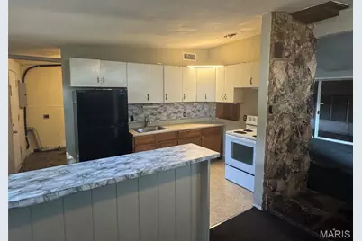 6736 Bitteroot Lane, Berkeley, MO 63134 - Photo 3