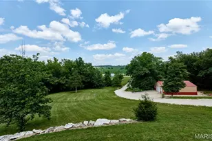 107 N Chantilly Rd, Winfield, MO 63389 - Photo 3