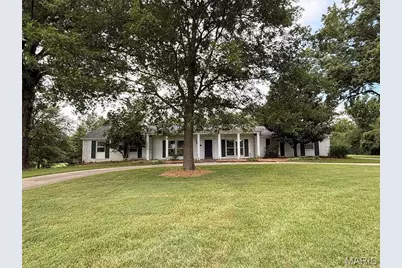 1101 Westmoor Place, Town and Country, MO 63131 - Photo 1
