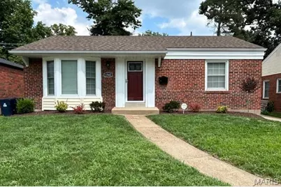 1542 N Hanley Road, University City, MO 63130 - Photo 1