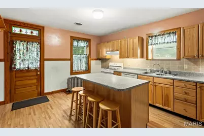 7920 Hildesheim Avenue, Saint Louis, MO 63123 - Photo 17