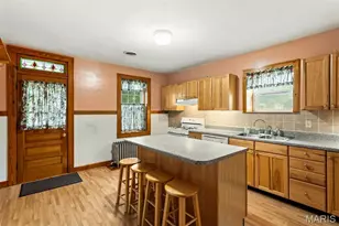 7920 Hildesheim Ave, Saint Louis, MO 63123 - Photo 17