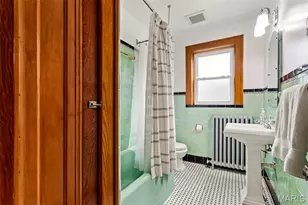 7920 Hildesheim Ave, Saint Louis, MO 63123 - Photo 25