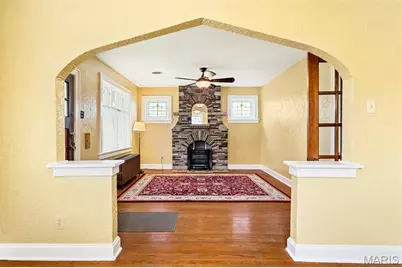 7920 Hildesheim Avenue, Saint Louis, MO 63123 - Photo 9