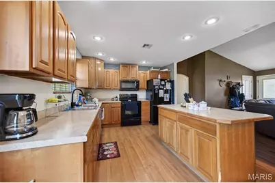 1137 Applelane Drive, Lebanon, MO 65536 - Photo 7