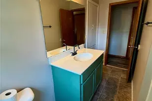 834 Locust St, Montgomery City, MO 63361 - Photo 25