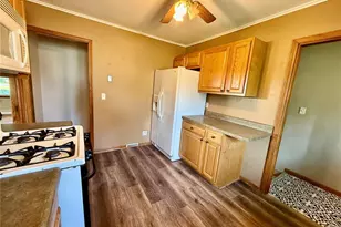834 Locust St, Montgomery City, MO 63361 - Photo 19