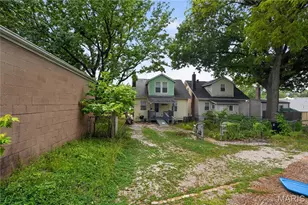 409 W Holden Ave, Saint Louis, MO 63125 - Photo 17