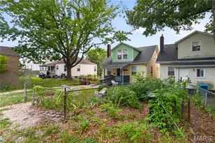 409 W Holden Ave, Saint Louis, MO 63125 - Photo 9