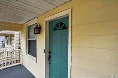 409 W Holden Avenue, Saint Louis, MO 63125 - Photo 3