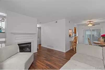 1965 Greenglen Drive #1965, Kirkwood, MO 63122 - Photo 7