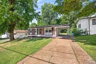 609 N Elm Ave, Webster Groves, MO 63119 - Photo 1