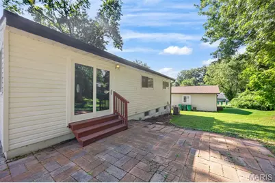 609 N Elm Avenue, Webster Groves, MO 63119 - Photo 9