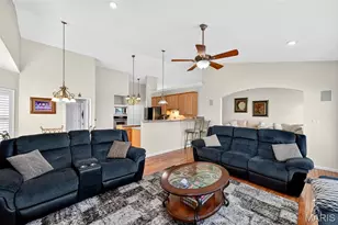 4425 Millcroft Dr, Saint Charles, MO 63304 - Photo 13