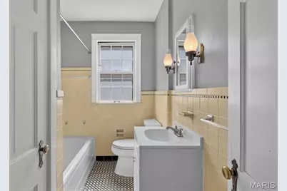 457 Catalina Avenue, Webster Groves, MO 63119 - Photo 11