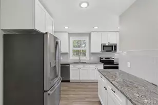 457 Catalina Ave, Webster Groves, MO 63119 - Photo 7